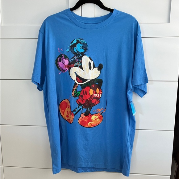 NWT Disney Mickey Mouse T-shirt
American original 1928 design
Size L men’s - Picture 1 of 5